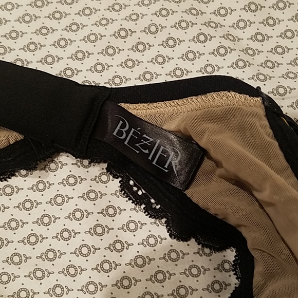 Bezier 36D Bra - Picture 4 of 4